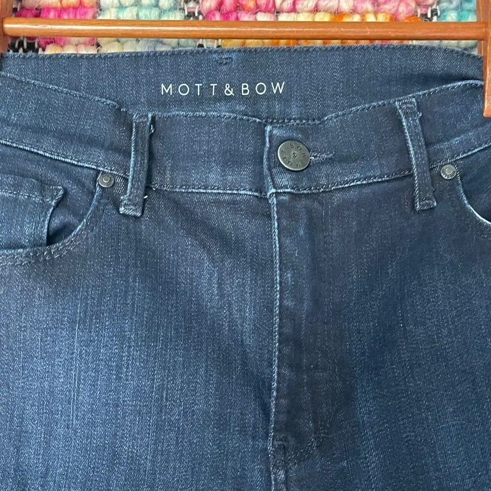 Women's Dark Blue Jeans